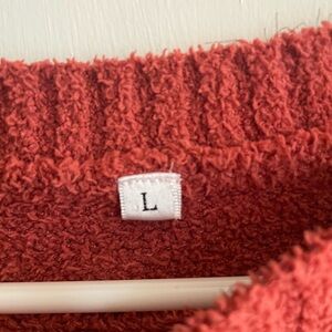 Amazon Women's Warm Rust Sweater - Large - Worn 1 time ❤️